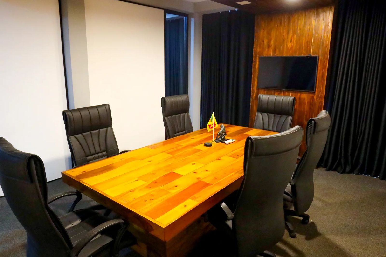 VIP Meeting Room