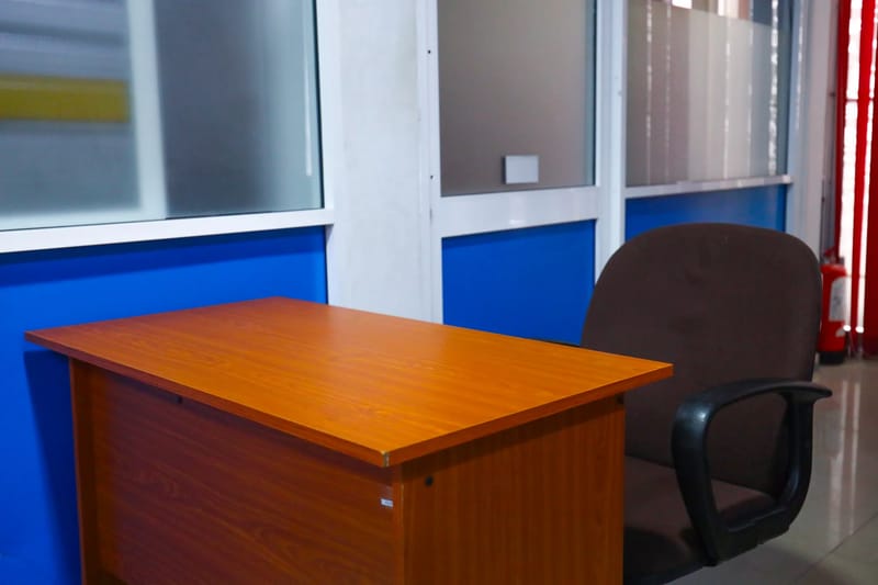 Dedicated Desk - view 2