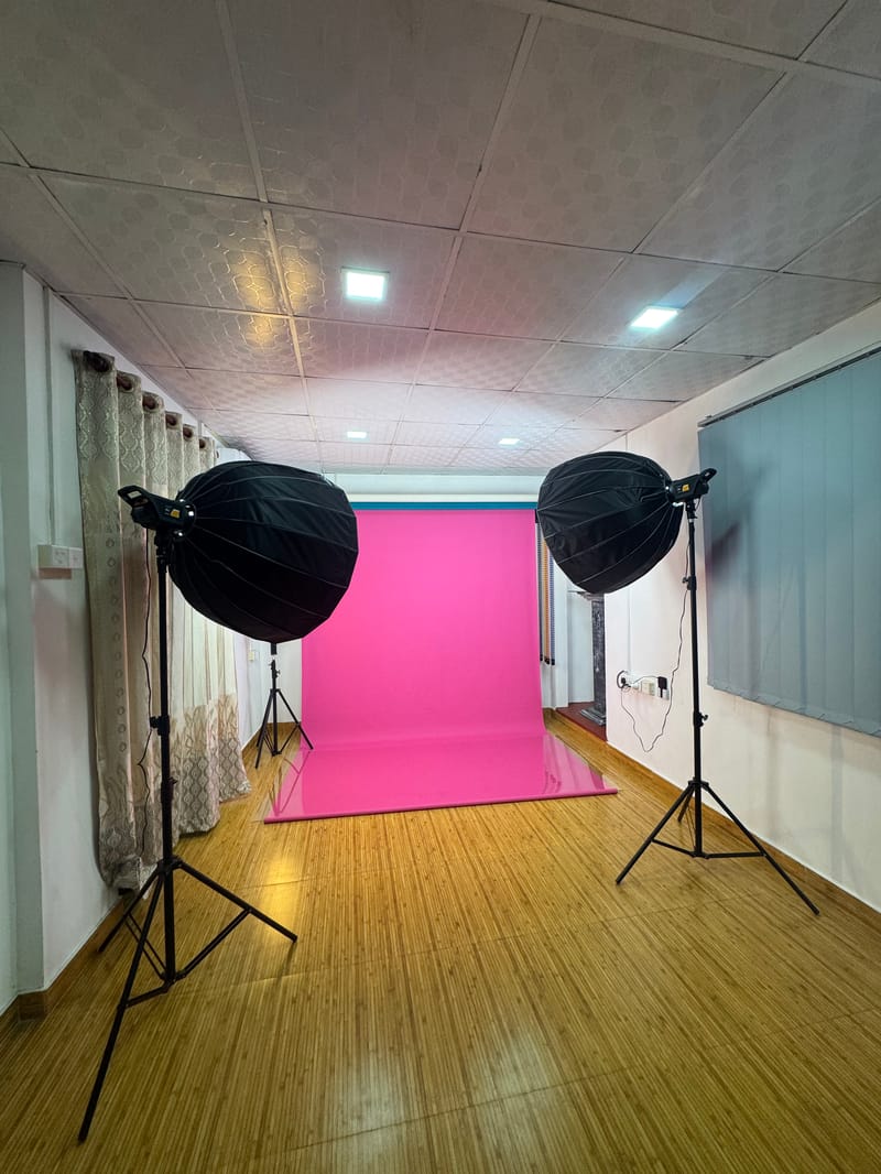 Indoor Studio - view 2