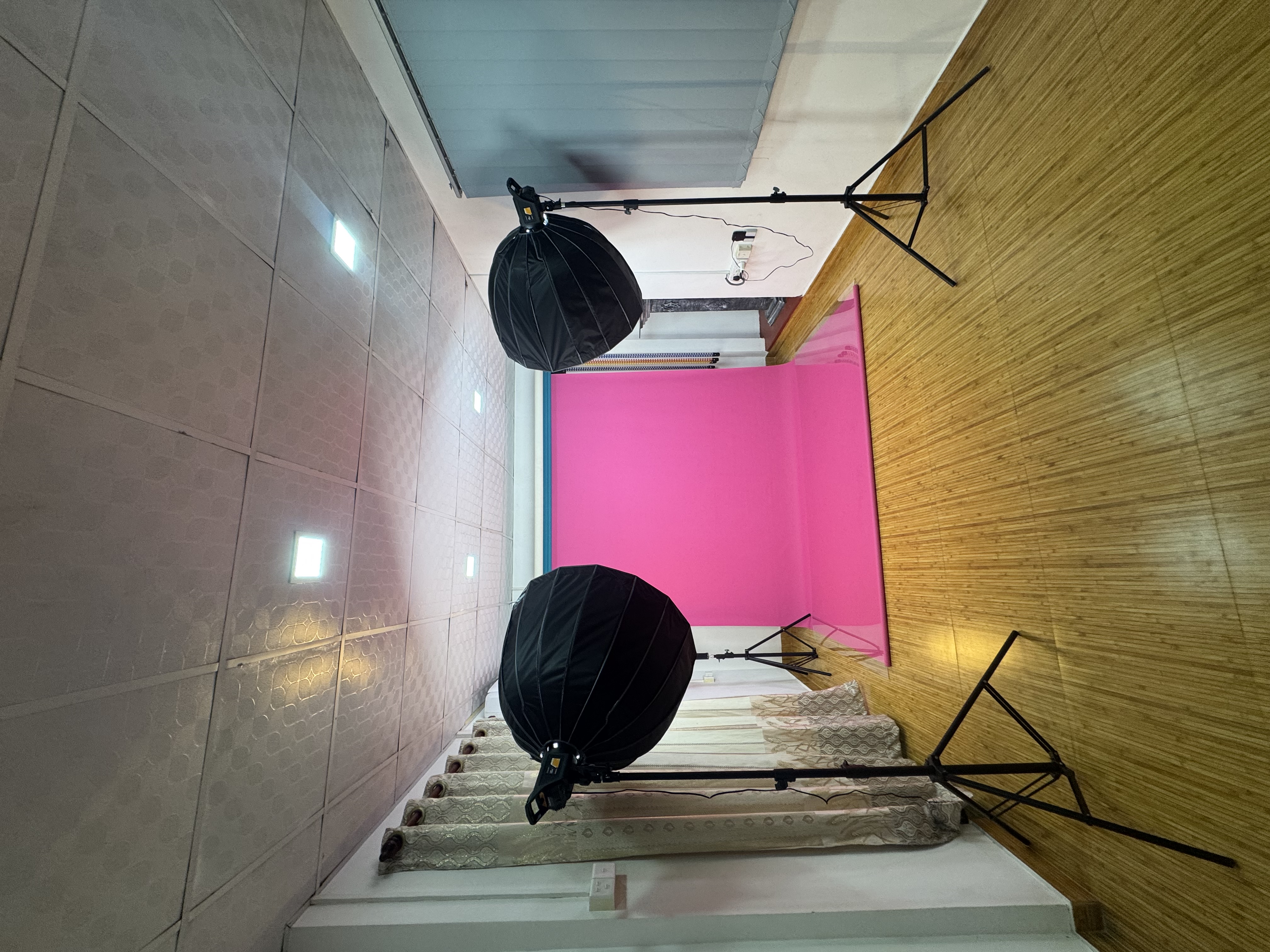 Indoor Studio - view 2